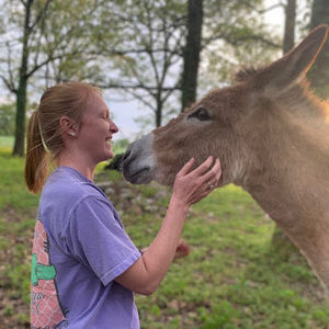 Meet your Posher, Karlie